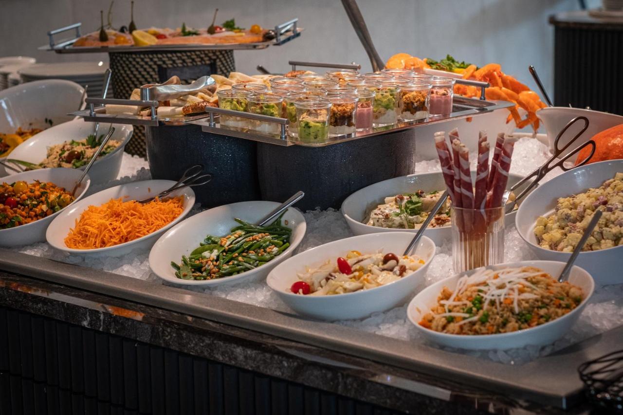 Golden Tulip Lyon Ouest Techlid Hotel & Spa Limonest Ngoại thất bức ảnh