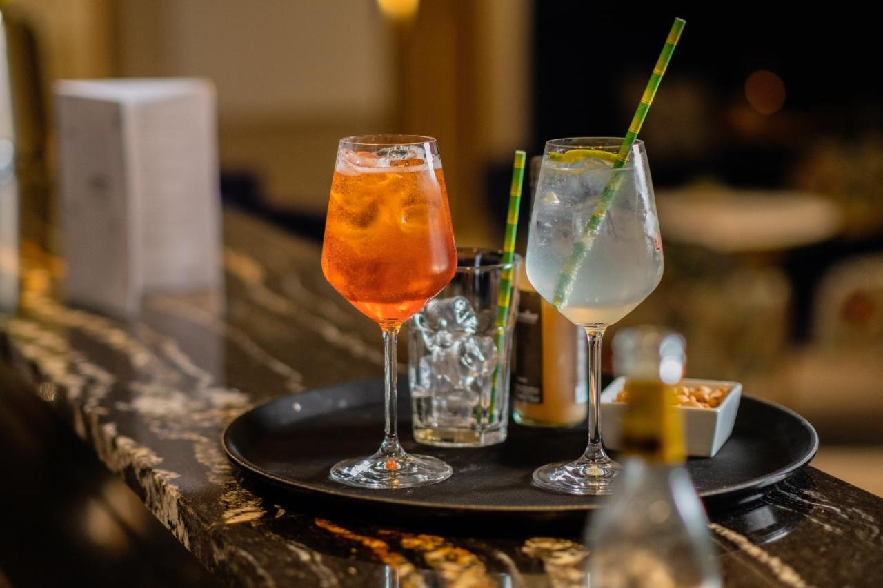 Golden Tulip Lyon Ouest Techlid Hotel & Spa Limonest Ngoại thất bức ảnh
