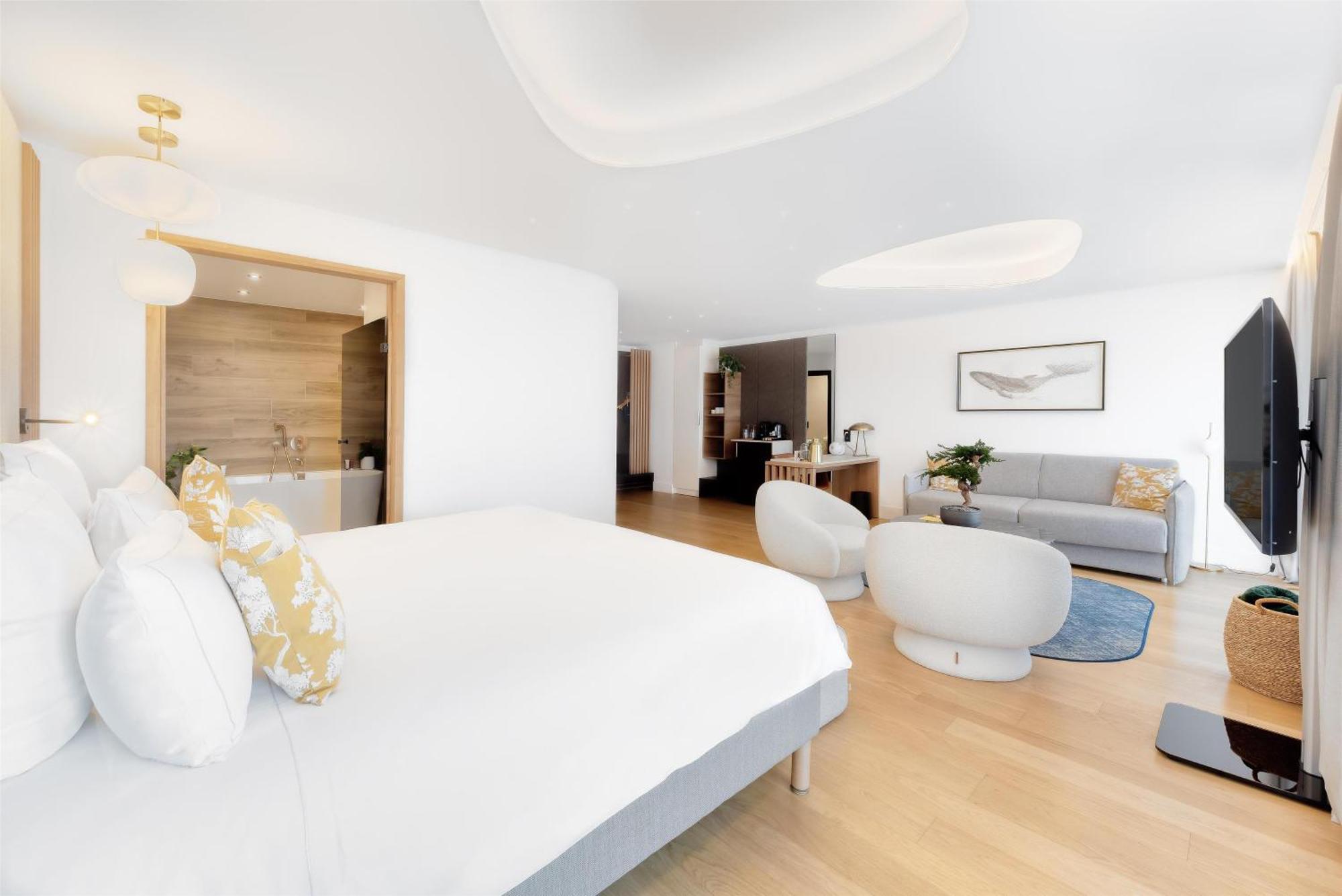 Golden Tulip Lyon Ouest Techlid Hotel & Spa Limonest Ngoại thất bức ảnh